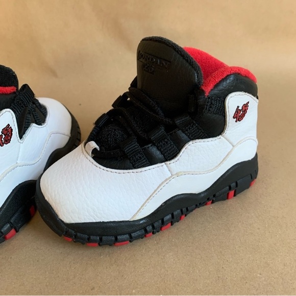 Toddler Retro Jordan 10s size 6 - Picture 6 of 14